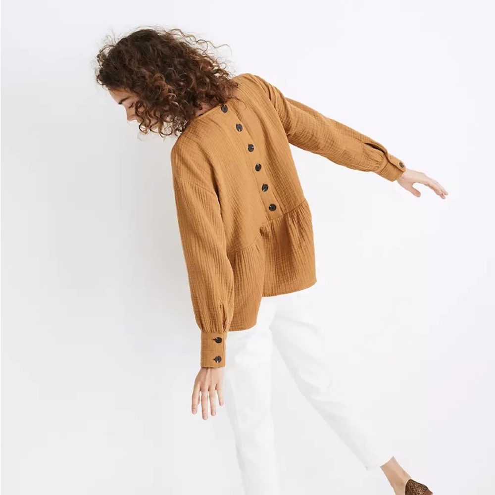 Madewell Lightspun Button-Back Peplum Top